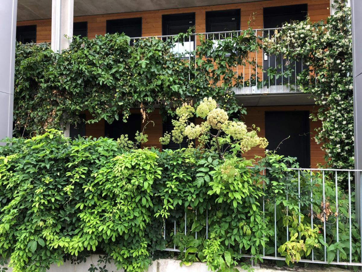 Hotel Eklo Bordeaux Centre Bastide Exterior foto